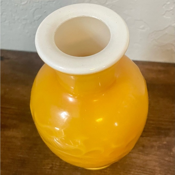 Vintage Avon Amber Spring Bouquet Fragranced Vase Scented Coated Glass 1980s - Picture 7 of 7